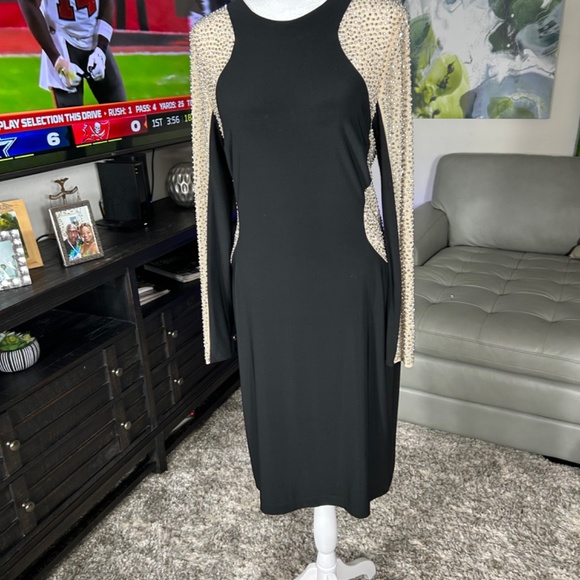 Rhinstone body fitting dress - Picture 4 of 9